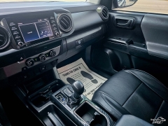Used 2020  Toyota Tacoma 2WD Double Cab 5' Bed I4 AT &lpar;Natl&rpar; at Auto Finance Center of Greer near Greer&comma; SC