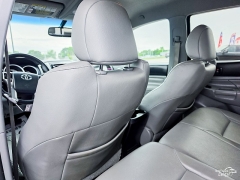 Used 2015  Toyota Tacoma 4WD Double Cab V6 &lpar;Natl&rpar; at Auto Finance Center of Greer near Greer&comma; SC