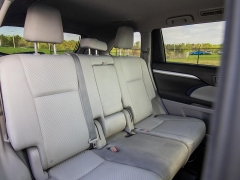Used 2016 Toyota Highlander 4d SUV FWD LE at Auto Finance Center of Greer near Greer, SC