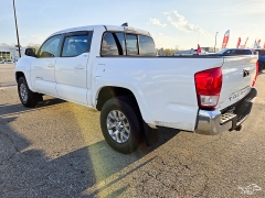 Used 2017  Toyota Tacoma Double Cab 5' Bed V6 4x2 AT &lpar;Natl&rpar; at Auto Finance Center of Greer near Greer&comma; SC