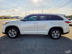Used 2015  Toyota Highlander FWD 4dr V6 LE &lpar;Natl&rpar; at Auto Finance Center of Greer near Greer&comma; SC
