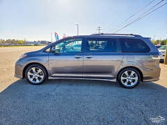 Used 2013  Toyota Sienna 4d Wagon SE at Auto Finance Center of Greer near Greer&comma; SC
