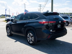 Used 2021 Toyota Highlander XLE AWD at Auto Finance Center of Greer near Greer, SC
