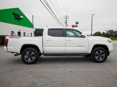 Used 2018 Toyota Tacoma Double Cab 5' Bed V6 4x4 (Natl) at Auto Finance Center of Greer near Greer, SC
