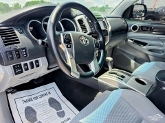 Used 2014  Toyota Tacoma 4WD Double Cab V6 &lpar;Natl&rpar; at Auto Finance Center of Greer near Greer&comma; SC