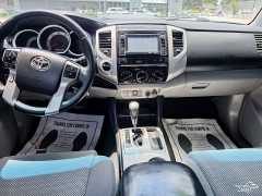 Used 2014  Toyota Tacoma 4WD Double Cab V6 &lpar;Natl&rpar; at Auto Finance Center of Greer near Greer&comma; SC