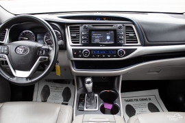 Used 2015  Toyota Highlander FWD 4dr V6 LE &lpar;Natl&rpar; at Auto Finance Center of Greer near Greer&comma; SC