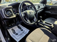 Used 2017  Toyota Tacoma Double Cab 5' Bed V6 4x2 AT &lpar;Natl&rpar; at Auto Finance Center of Greer near Greer&comma; SC