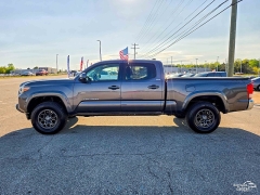 Used 2017  Toyota Tacoma Double Cab 6' Bed V6 4x2 AT &lpar;Natl&rpar; at Auto Finance Center of Greer near Greer&comma; SC