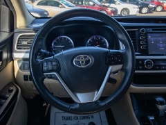 Used 2015  Toyota Highlander 4d SUV AWD XLE at Auto Finance Center of Greer near Greer&comma; SC