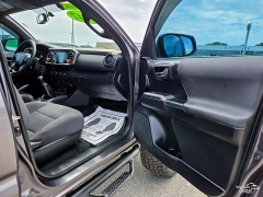 Used 2017  Toyota Tacoma Double Cab 5' Bed V6 4x4 &lpar;Natl&rpar; at Auto Finance Center of Greer near Greer&comma; SC