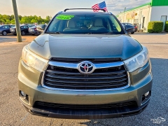 Used 2015  Toyota Highlander 4d SUV AWD XLE at Auto Finance Center of Greer near Greer&comma; SC