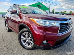 Used 2015  Toyota Highlander 4d SUV AWD XLE at Auto Finance Center of Greer near Greer&comma; SC