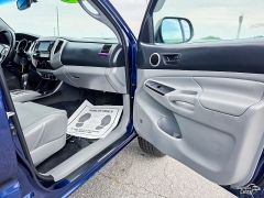 Used 2015  Toyota Tacoma 4WD Double Cab V6 &lpar;Natl&rpar; at Auto Finance Center of Greer near Greer&comma; SC