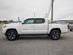 Used 2018 Toyota Tacoma Double Cab 5' Bed V6 4x4 (Natl) at Auto Finance Center of Greer near Greer, SC