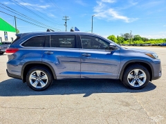Used 2018  Toyota Highlander Limited V6 AWD &lpar;Natl&rpar; at Auto Finance Center of Greer near Greer&comma; SC