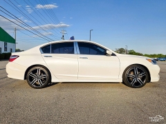Used 2017  Honda Accord Sedan 4d Sport w&sol;Honda Sensing at Auto Finance Center of Greer near Greer&comma; SC