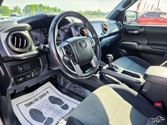 Used 2021  Toyota Tacoma 4WD Double Cab 5' Bed V6 &lpar;Natl&rpar; at Auto Finance Center of Greer near Greer&comma; SC