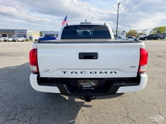 Used 2017  Toyota Tacoma Double Cab 5' Bed V6 4x2 AT &lpar;Natl&rpar; at Auto Finance Center of Greer near Greer&comma; SC