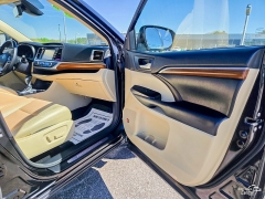 Used 2018  Toyota Highlander Limited V6 FWD &lpar;Natl&rpar; at Auto Finance Center of Greer near Greer&comma; SC