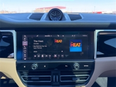 Used 2022  Porsche Macan AWD at Dime Down by Frank Leta near Bridgeton&comma; MO