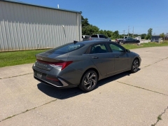 Used 2024  Hyundai Elantra Limited IVT at Dime Down by Frank Leta near Bridgeton&comma; MO