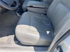 Used 2006 Lincoln Town Car 4d Sedan Signature Limited at Dime Down by Frank Leta near Bridgeton, MO