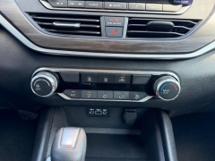 Used 2025  Nissan Altima SV FWD at Dime Down by Frank Leta near Bridgeton&comma; MO