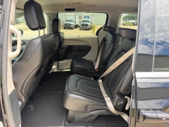 Used 2024  Chrysler Pacifica Touring L FWD at Dime Down by Frank Leta near Bridgeton&comma; MO