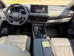 Used 2025  Nissan Rogue AWD Platinum at Dime Down by Frank Leta near Bridgeton&comma; MO