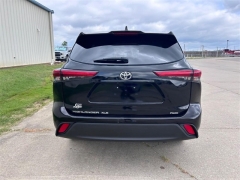 Used 2021 Toyota Highlander XLE AWD at Dime Down by Frank Leta near Bridgeton, MO