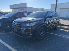  2018 Toyota Highlander SE V6 AWD (Natl) at Dime Down by Frank Leta near Bridgeton, MO