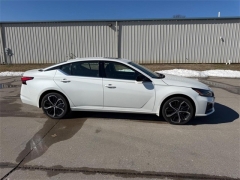 Used 2024  Nissan Altima 2&period;5 SR AWD Sedan at Dime Down by Frank Leta near Bridgeton&comma; MO