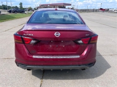 Used 2021 Nissan Altima 2.5 SR Sedan at Dime Down by Frank Leta near Bridgeton, MO