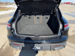 Used 2022  Porsche Macan AWD at Dime Down by Frank Leta near Bridgeton&comma; MO