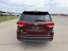 Used 2019  Toyota Highlander XLE V6 FWD &lpar;Natl&rpar; at Dime Down by Frank Leta near Bridgeton&comma; MO