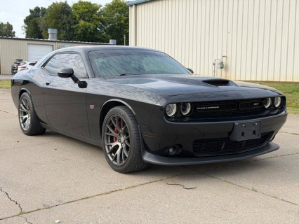 2015 Dodge Challenger SRT