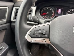 Used 2021  Volkswagen Atlas 3&period;6L V6 SE w&sol;Technology FWD &ast;Ltd Avail&ast; at Dime Down by Frank Leta near Bridgeton&comma; MO