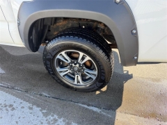 Used 2016  Toyota Tacoma 4WD Double Cab V6 AT TRD Sport &lpar;Natl&rpar; at Dime Down by Frank Leta near Bridgeton&comma; MO
