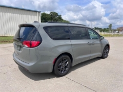 Used 2020 Chrysler Pacifica Touring L Plus FWD at Dime Down by Frank Leta near Bridgeton, MO