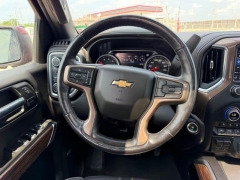 Used 2020  Chevrolet Silverado 1500 4WD Crew Cab 147" High Country at Dime Down by Frank Leta near Bridgeton&comma; MO