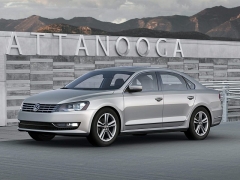  2013 Volkswagen Passat 4dr Sdn 2.5L Auto SEL PZEV *Ltd Avail* at Dime Down by Frank Leta near Bridgeton, MO