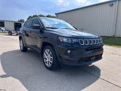 Used 2022 Jeep Compass Latitude Lux 4x4 at Dime Down by Frank Leta near Bridgeton, MO