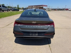 Used 2024  Hyundai Elantra Limited IVT at Dime Down by Frank Leta near Bridgeton&comma; MO