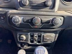 Used 2018  Jeep Wrangler Unlimited Sport S 4x4 at Dime Down by Frank Leta near Bridgeton&comma; MO