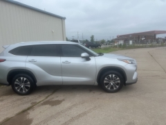Used 2020 Toyota Highlander 4d SUV FWD XLE at Dime Down by Frank Leta near Bridgeton, MO