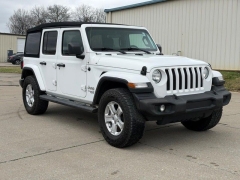 Used 2019  Jeep Wrangler Unlimited Sport S 4x4 at Dime Down by Frank Leta near Bridgeton&comma; MO