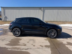 Used 2022  Porsche Macan AWD at Dime Down by Frank Leta near Bridgeton&comma; MO