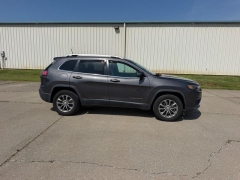 Used 2020  Jeep Cherokee Latitude Plus 4x4 at Dime Down by Frank Leta near Bridgeton&comma; MO