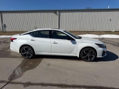 Used 2024  Nissan Altima 2&period;5 SR AWD Sedan at Dime Down by Frank Leta near Bridgeton&comma; MO